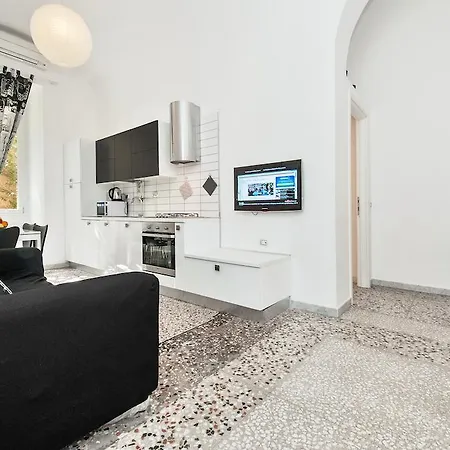 Apartment Black & White Apartment